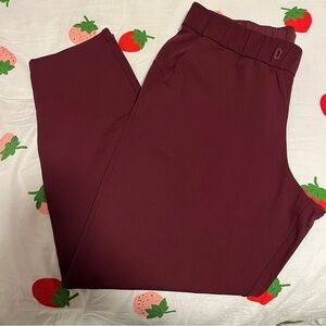 Lululemon Women’s Burgundy Pants
